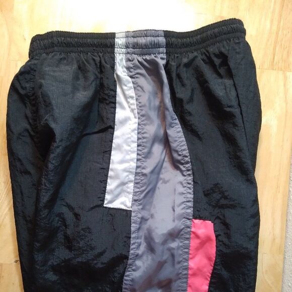 Vintage 90s Nike Wind Shorts Liner Athletic Trainers - Picture 7 of 8